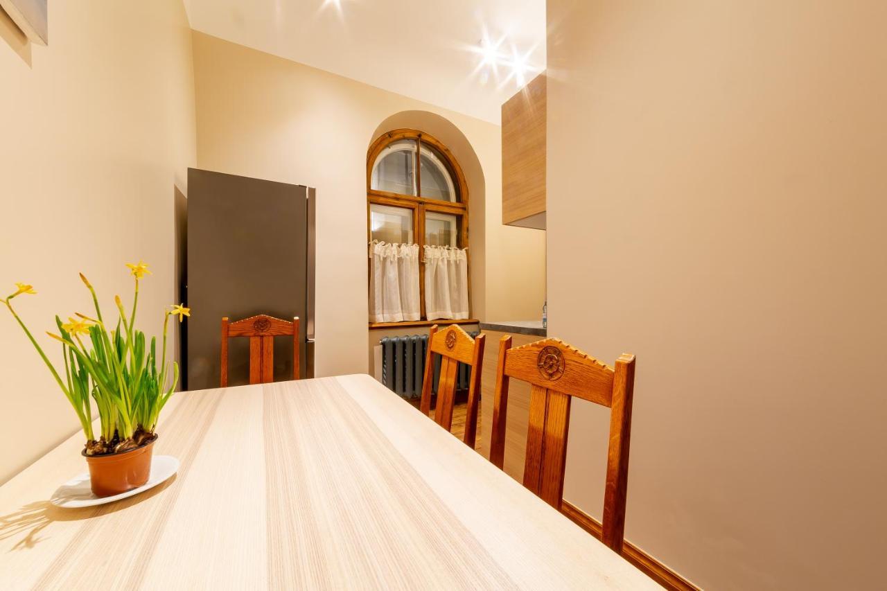Cozy Storie'S Ap, 47Sqm, Renovated 2020, Free Parking Leilighet Riga Eksteriør bilde
